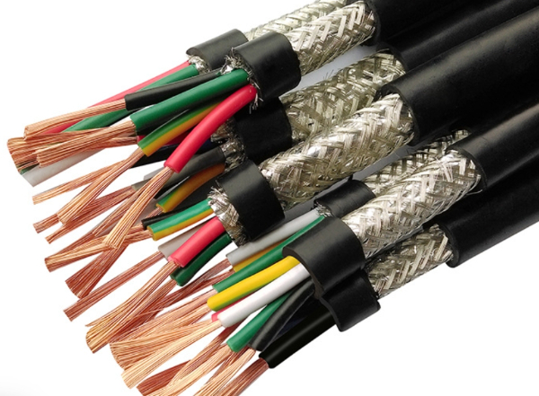 環(huán)市牌電纜來(lái)談?wù)勥@些常用的電線(xiàn)電纜需要什么樣的檢查.jpg